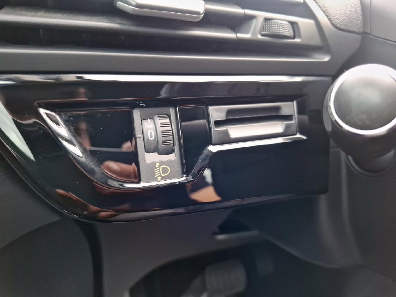 Citroën C4 Spacetourer bluehdi 160ch s&s shine eat8 e6.d-temp — photo 18
