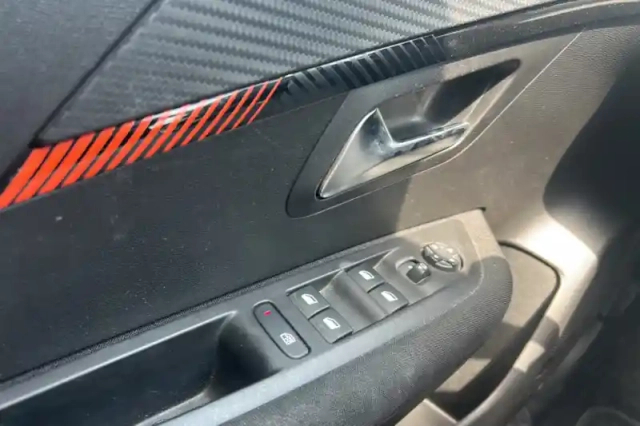 Peugeot 208 bluehdi 100 s&amp;s bvm6 — photo 20