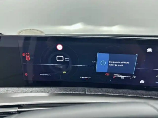 Peugeot 5008 hybrid 136 e-dcs6 — photo 41