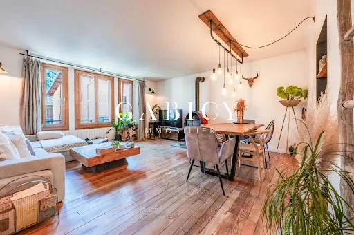Appartement 4 pièces 82 m²