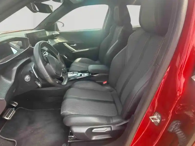 Peugeot 2008 1.2 puretech 130ch s&amp;s gt eat8 — photo 10