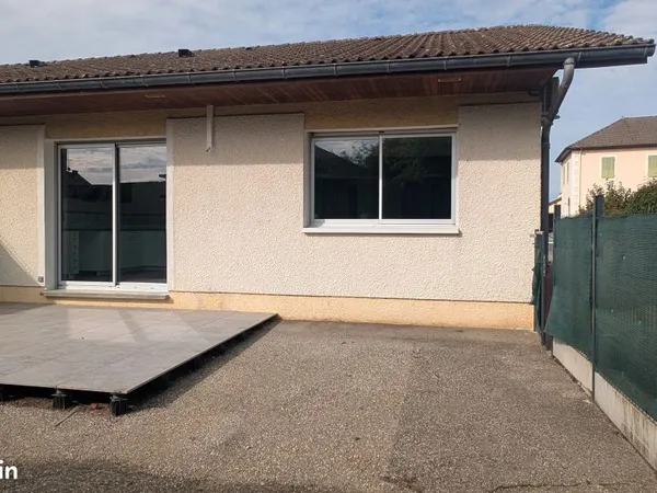 VALLIERES SUR FIER Appartement T3 77m2 à louer