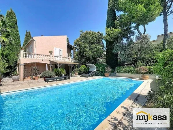 Maison 6 pièces 163 m²