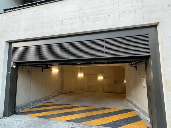 Parking 12 m²