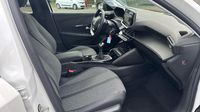 Peugeot 208 1.2 100ch S&S Allure — photo 15