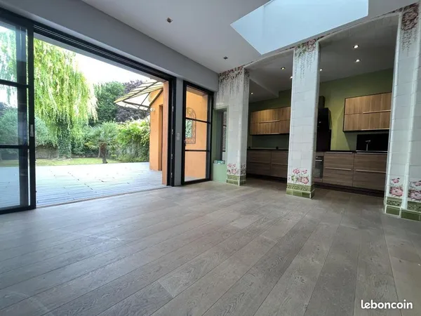 Maison 7 pièces 206 m²
