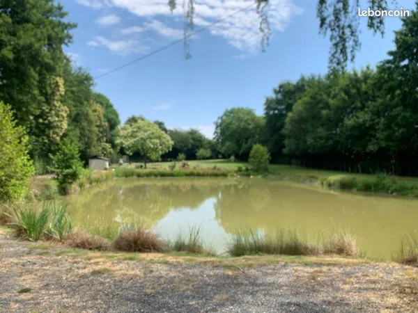 Terrain de loisir 6800 m2 plus Etang