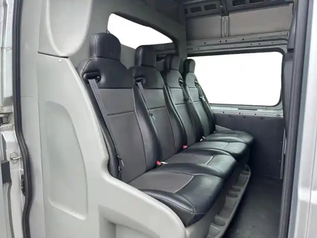 Peugeot Boxer fg 335 l2h2 2.0 bluehdi 110 cabine approfondie pro — photo 10