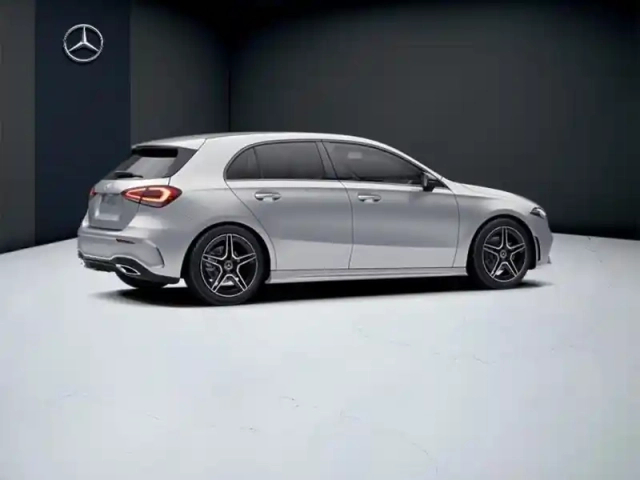 Mercedes Classe A 200 amg line — photo 23