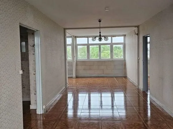 Appartement 3 pièces 59 m² possibilité 3 ch. Evry Village