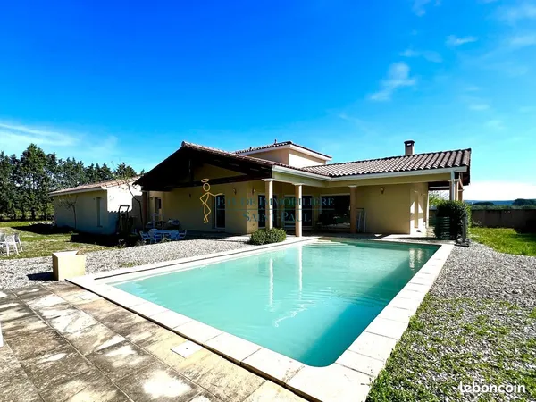 Maison 6 pièces 202 m²