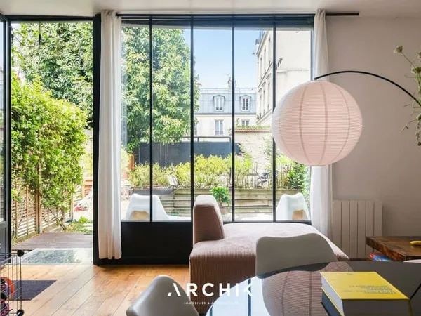 Local d'activité 3 pièces 69 m²