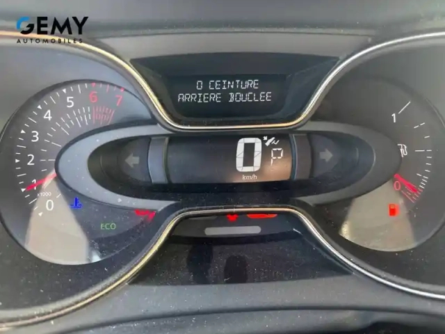 Renault Captur tce 150 fap edc — photo 16