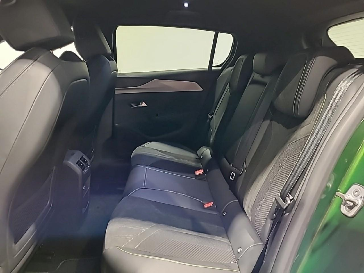 Peugeot 308 puretech 130ch s&s eat8 gt — photo 13