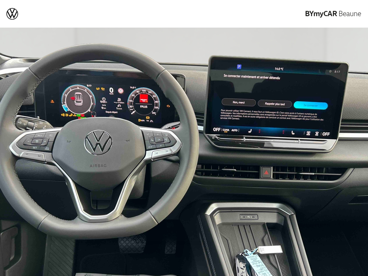 Volkswagen T-Roc 1.5 eTSI EVO2 Hybrid 150 ch DSG7 — photo 9