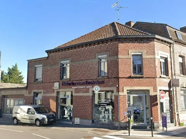 Local commercial 110 m²