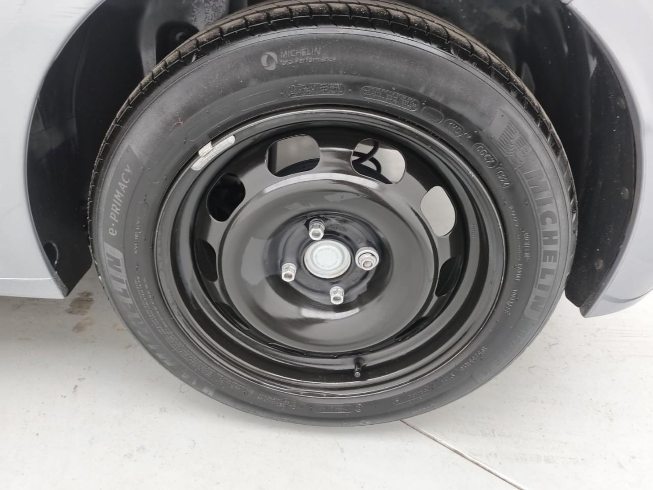 Peugeot 208 puretech 100 s&s bvm6 active — photo 16