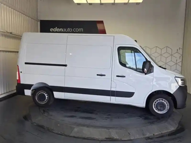 Renault Master fgn trac f3500 l2h2 blue dci 135 — photo 6