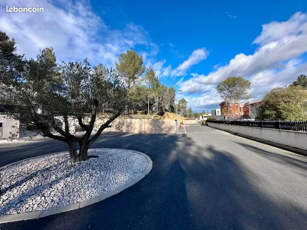 Terrain 334 m² Assas