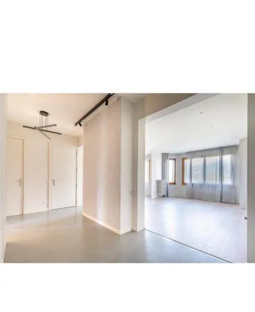 Appartement 150m de courier