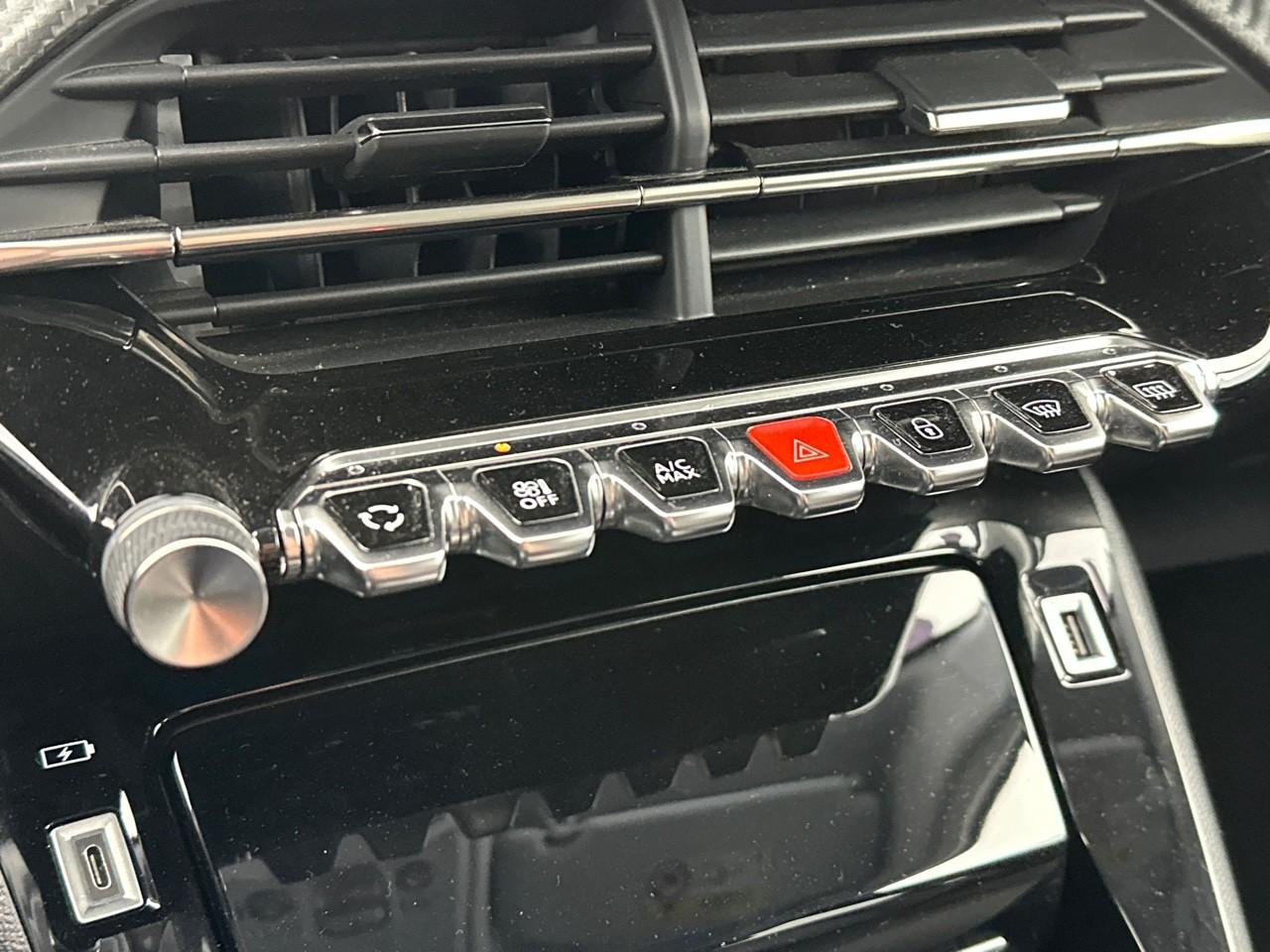Peugeot 2008 puretech 130 s&s eat8 allure — photo 27