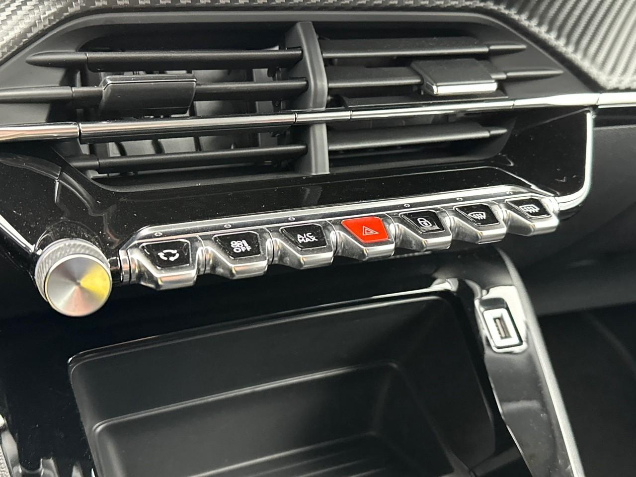 Peugeot 2008 puretech 100 s&s bvm6 style — photo 26