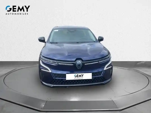 Renault Megane e-tech ev60 220 ch super charge — photo 70