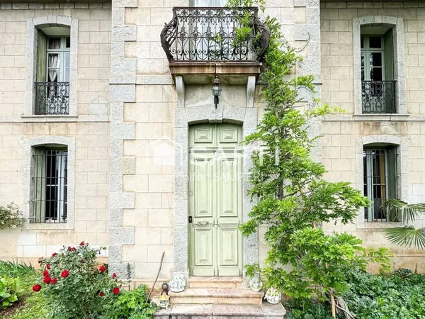 Demeure 17 pièces 430 m²
