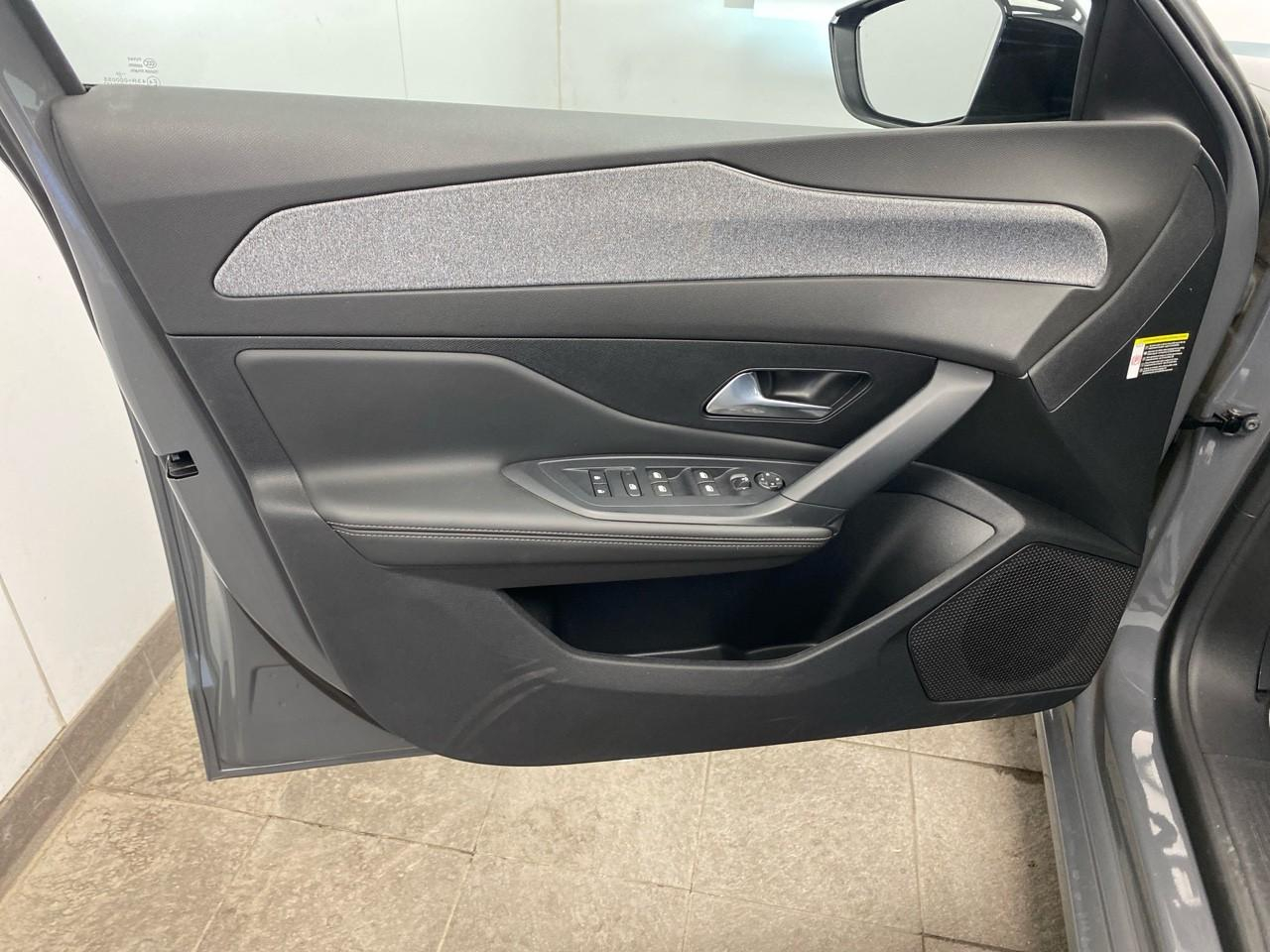 Peugeot 308 sw bluehdi 130ch s&s eat8 allure — photo 19