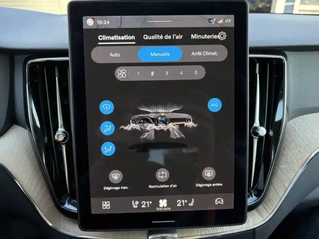 Volvo Xc60 t6 awd hybride rechargeable 253 ch+145 ch geartronic 8 — photo 15