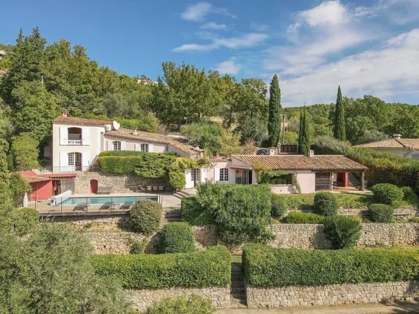 Maison 9 pièces 192 m²