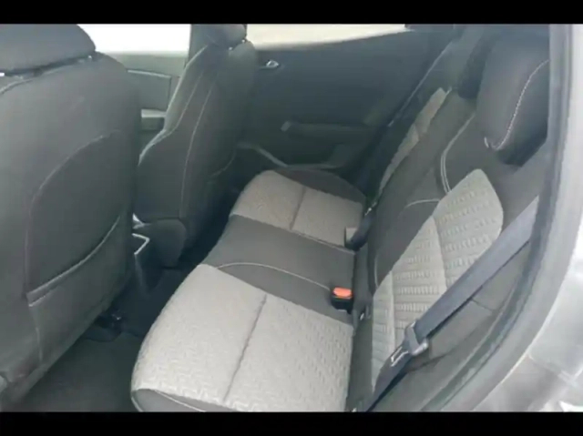 Renault Clio 1.0 tce 90ch evolution — photo 11