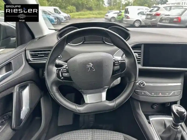 Peugeot 308 puretech 110ch s&amp;s bvm6 — photo 9