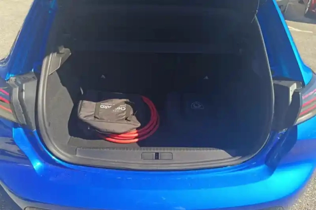 Peugeot 208 electrique 50 kwh 136ch — photo 9
