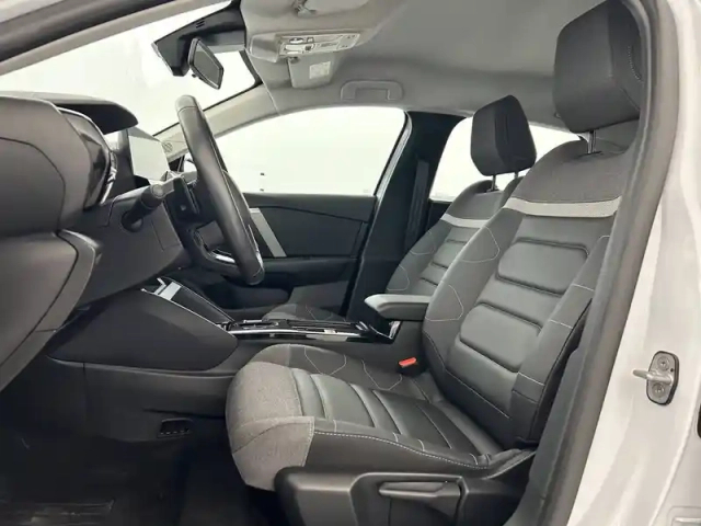 Citroën C4 hybride 136 e-dcs6 — photo 53