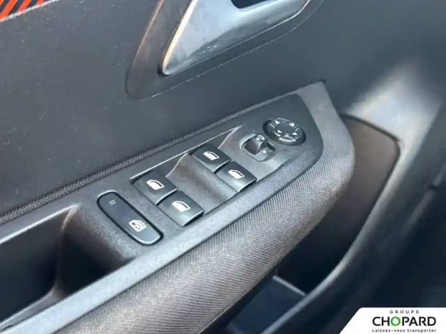 Peugeot 208 electrique 50 kwh 136ch — photo 21