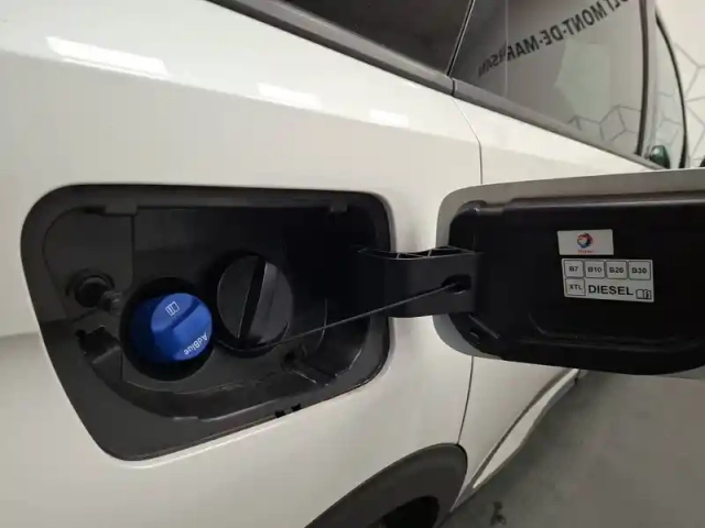 Peugeot 5008 bluehdi 130ch s&amp;s eat8 — photo 21
