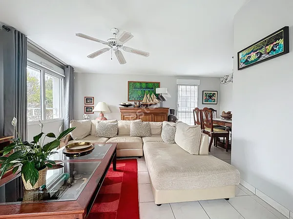 EXCLUSIVITE - Nantes Sainte Thérèse - Rond point de Vannes: Appartement -maison en duplex 4 chambres