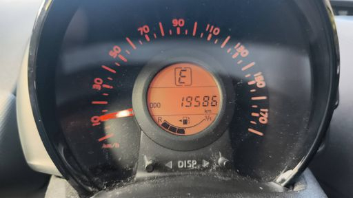 Peugeot 108 1.0 VTi 72 BMP5 - Style – 2018 – 19586 km – Essence – Boîte Robotisée — photo 20