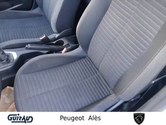 Peugeot 208 puretech 100 s&amp;s bvm6 — photo 53