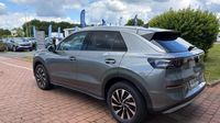 Volkswagen T-Roc 1.5 eTSI 150ch Style DSG7 — photo 4