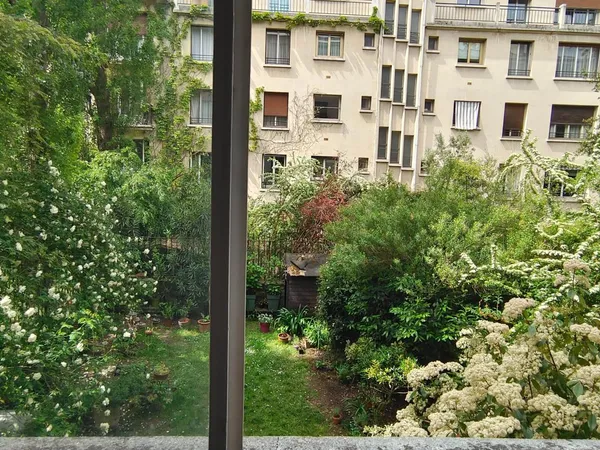 Chambre avec ascenseur, au calme avec vue jardin