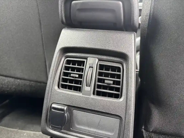 Renault Captur blue dci 95 — photo 19