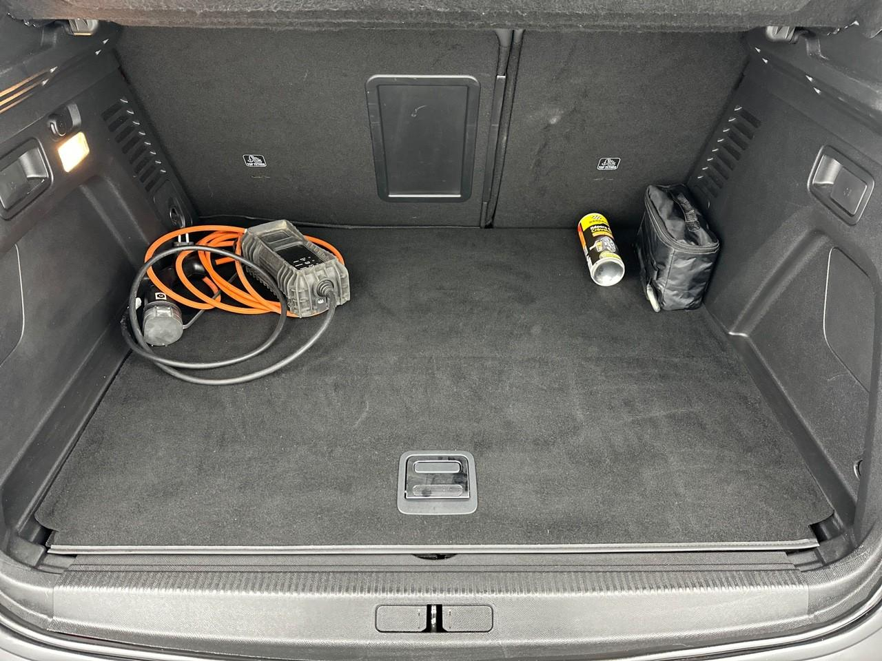 Peugeot 3008 hybrid 225 e-eat8 allure pack — photo 14