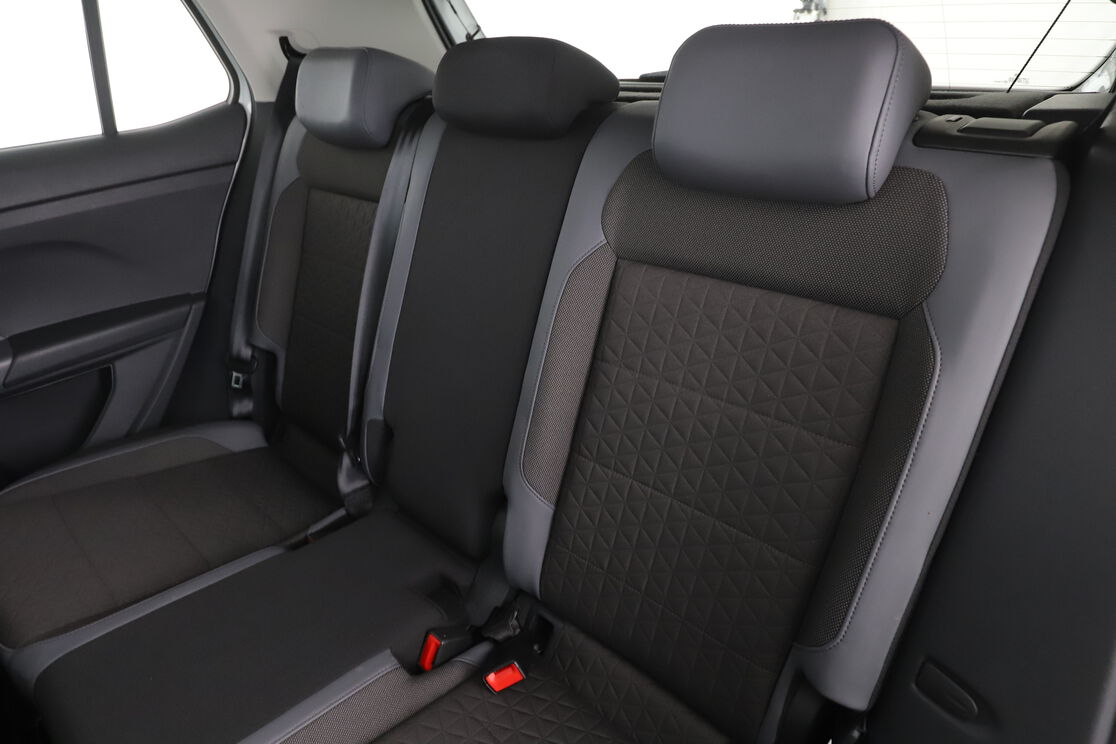 Volkswagen T-Cross 1.0 TSI Carat DSG — photo 13