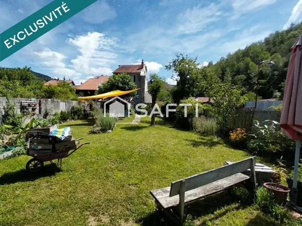 Maison d habitation avec jardin