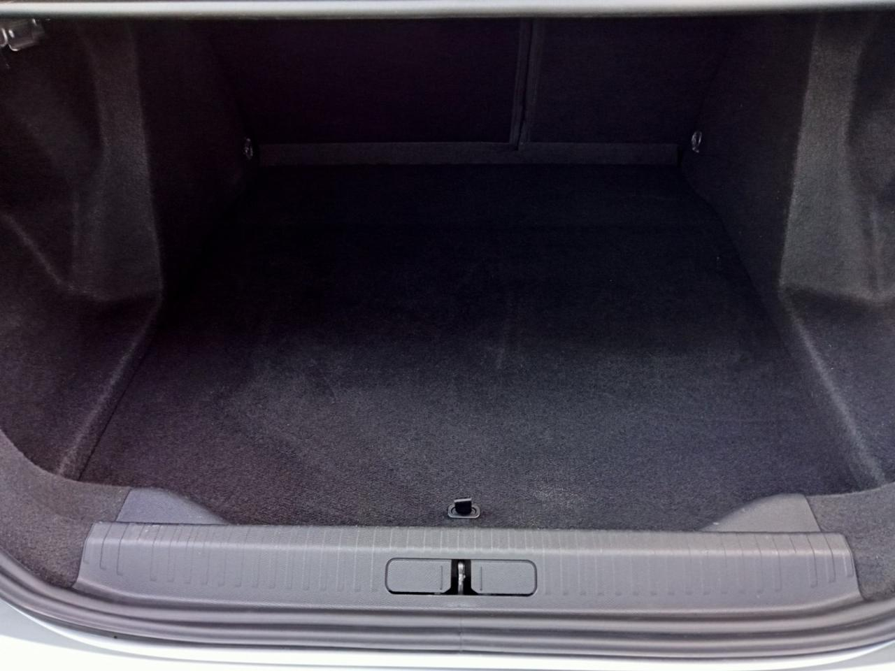 Citroën C4 X puretech 130 s&s eat8 feel pack — photo 18