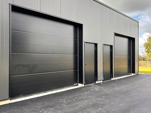 Local d’activité et entrepôt Location Bouvron 71m² 500€