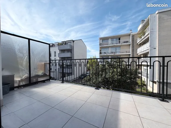 Coeur village creteil