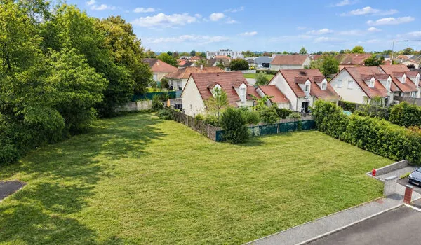 Terrain 1339 m²